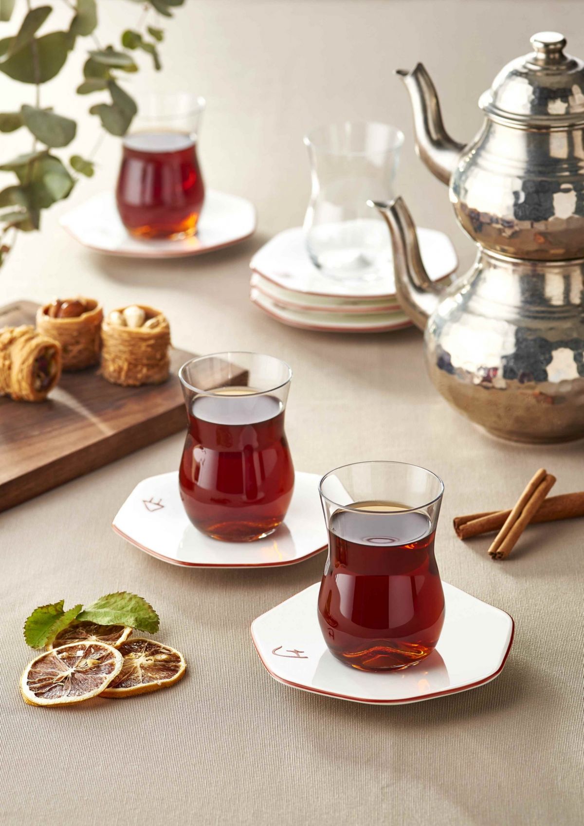 Çaydaki 4 Uyarıcı Kafeinden Fazlası